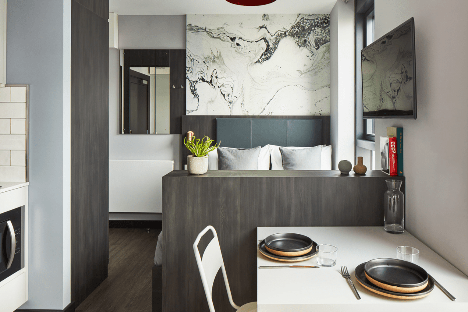 Premium Studio in Canary Wharf image 1